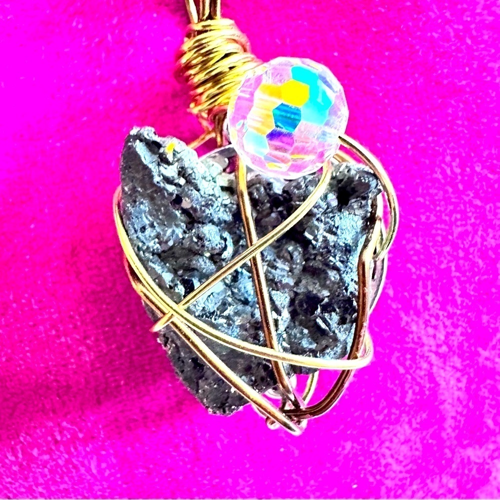 Collage Handmade Fools Gold Pendant Wire Wrapped Black Stone Necklace 4360 P - Picture 2 of 9